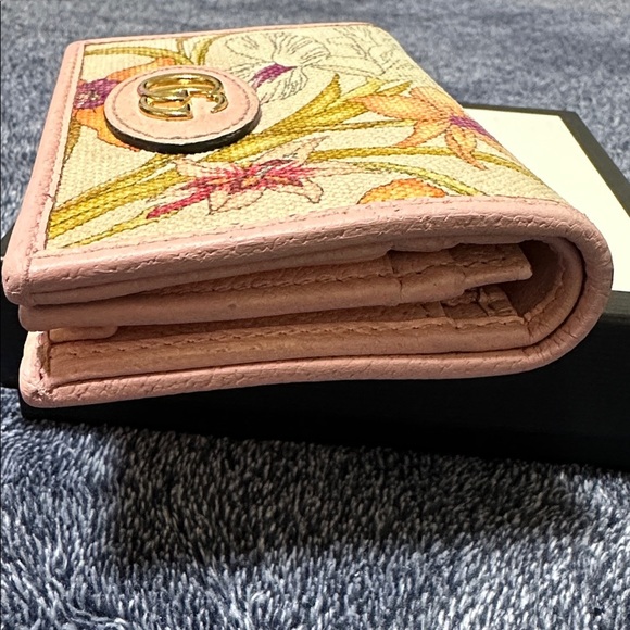 Gucci Floral Canvas Compact Wallet - Picture 5 of 15